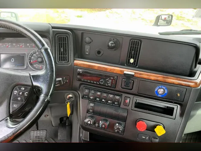 2020 INT LT625 6x4