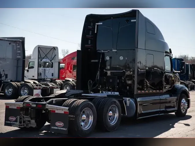 2023 PETERBILT 579