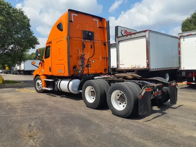 2019 FREIGHTLINER NEW CASCADIA PX12664