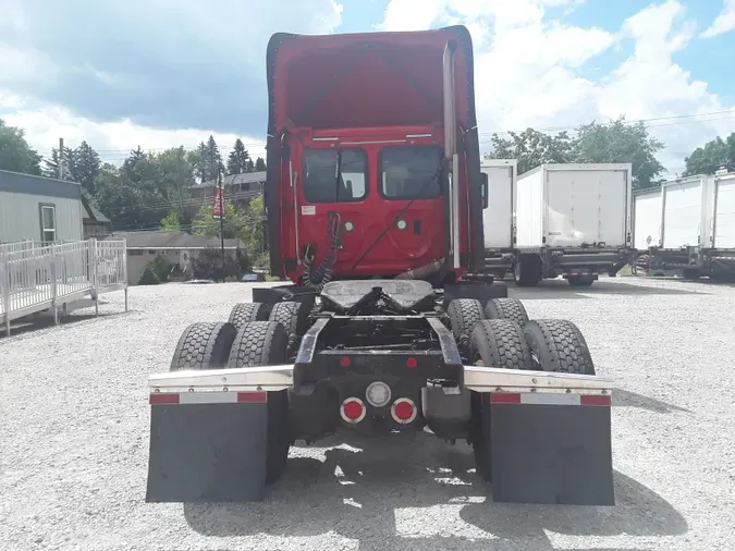 2018 FREIGHTLINER/MERCEDES CASCADIA 125