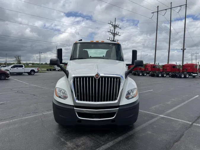 2020 International LT625