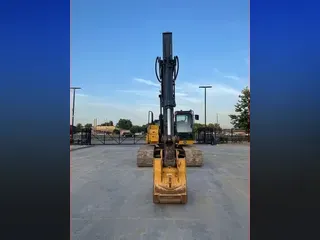 2019 JOHN DEERE 210G