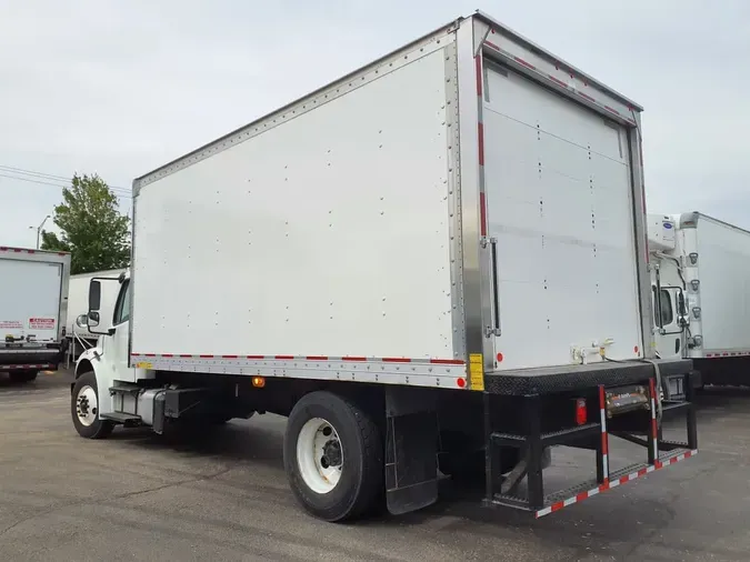 2019 FREIGHTLINER M2 106