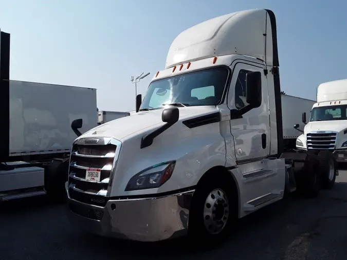 2019 FREIGHTLINER/MERCEDES NEW CASCADIA PX126644fc28365a0ee51dfb9b56d3e511838b3