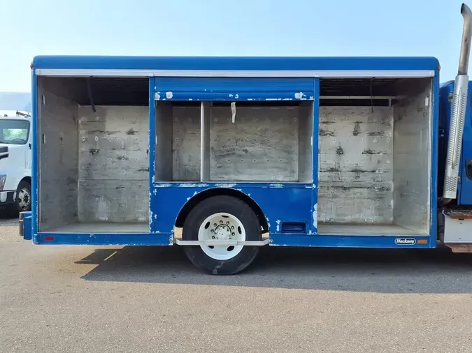 2017 FREIGHTLINER M2 106