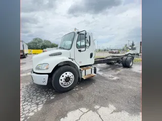 2020 FREIGHTLINER/MERCEDES M2 106