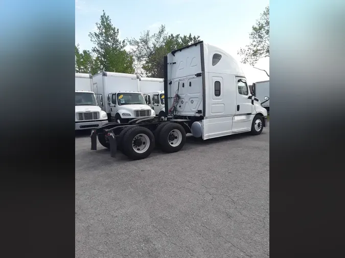 2020 FREIGHTLINER/MERCEDES NEW CASCADIA PX12664