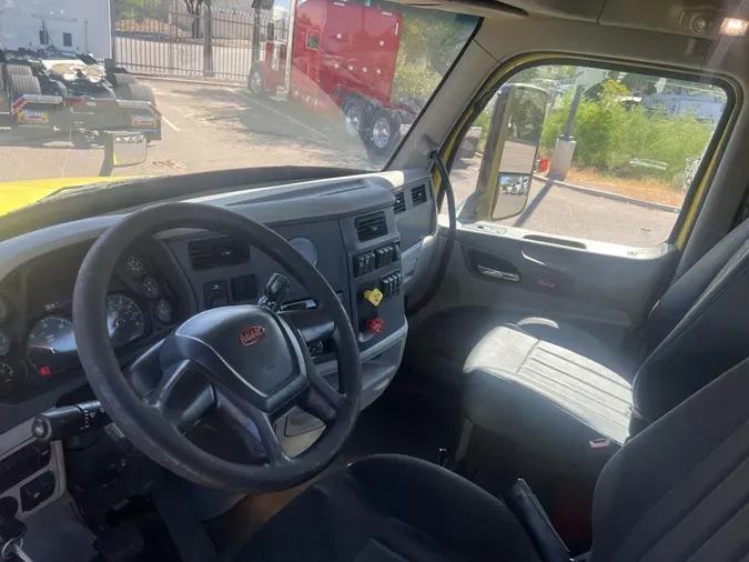 2021 Peterbilt 579