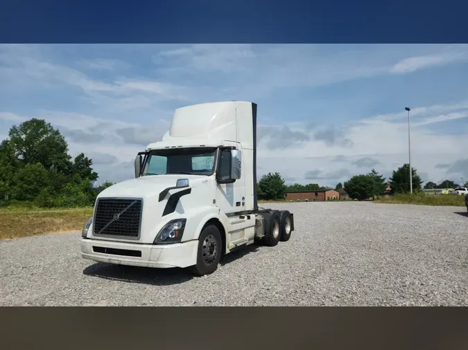 2018 Volvo VNL300