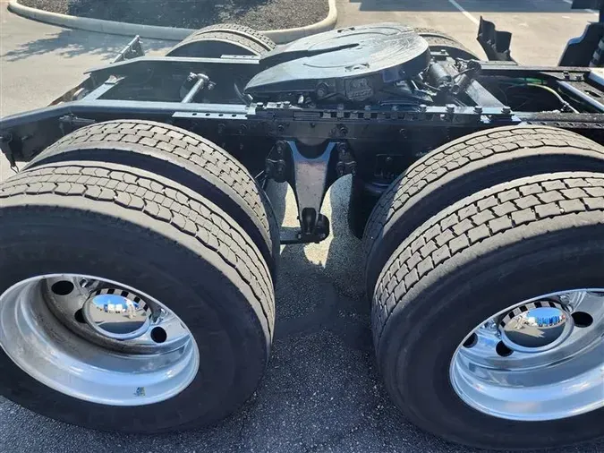 2022 INTERNATIONAL LT625
