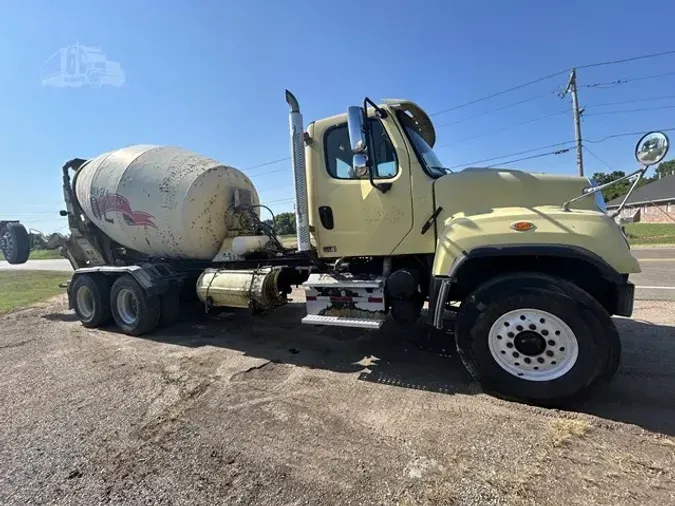 2016 FREIGHTLINER 114SD