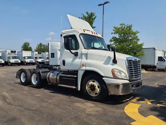 2018 FREIGHTLINER CASCADIA 125