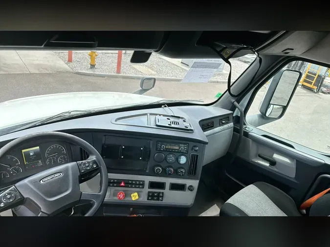 2019 Freightliner Cascadia