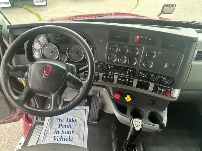 2022 Kenworth T680