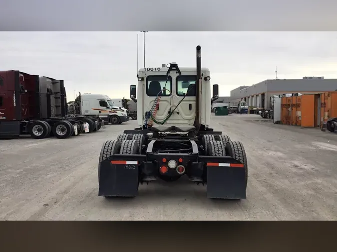 2019 Freightliner Cascadia 1264fcd9aacec9483fdcec0f4553381bd7b
