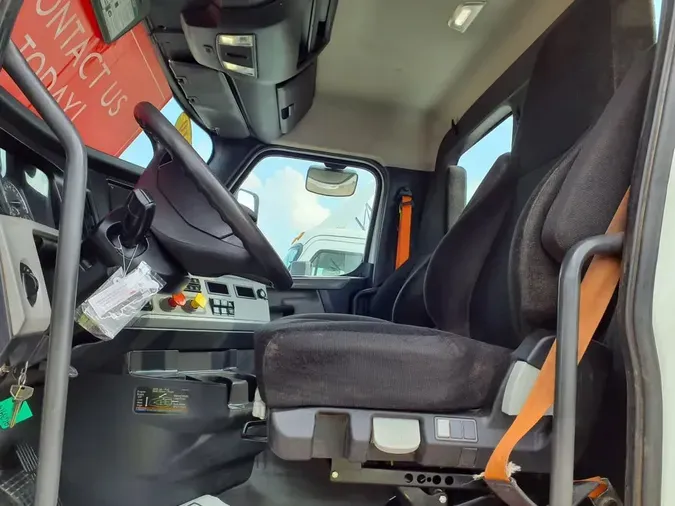 2019 FREIGHTLINER NEW CASCADIA PX12664