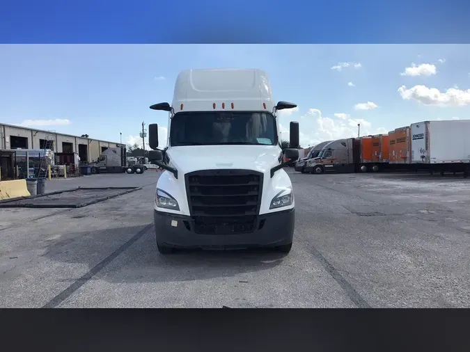 2022 Freightliner Cascadia 1264fd03a0004e276493840f1afaa45be1e