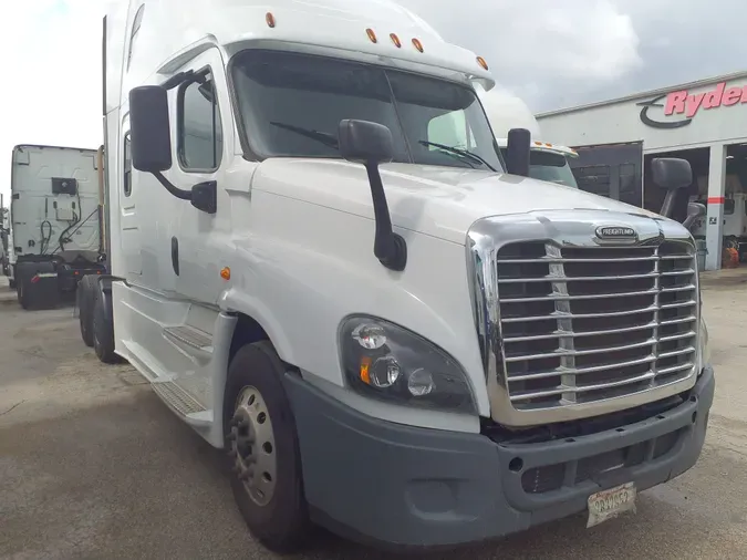 2019 FREIGHTLINER/MERCEDES CASCADIA 125