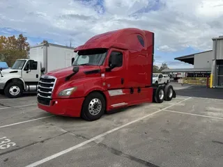 2020 Freightliner Cascadia