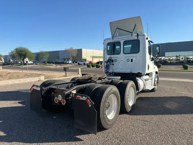 2019 FREIGHTLINER/MERCEDES CASCADIA 1254fd906263c356b683183f5cc8c8180d5