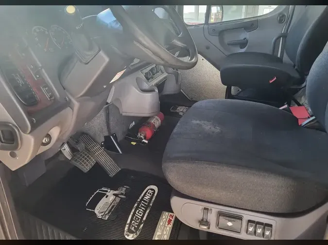 2019 FREIGHTLINER/MERCEDES M2 1064fda4c42e2283ece26729f845e52c62f