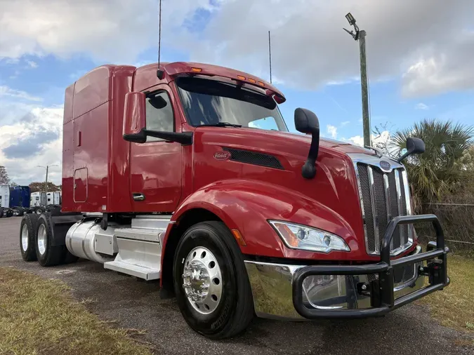 2022 Peterbilt 579