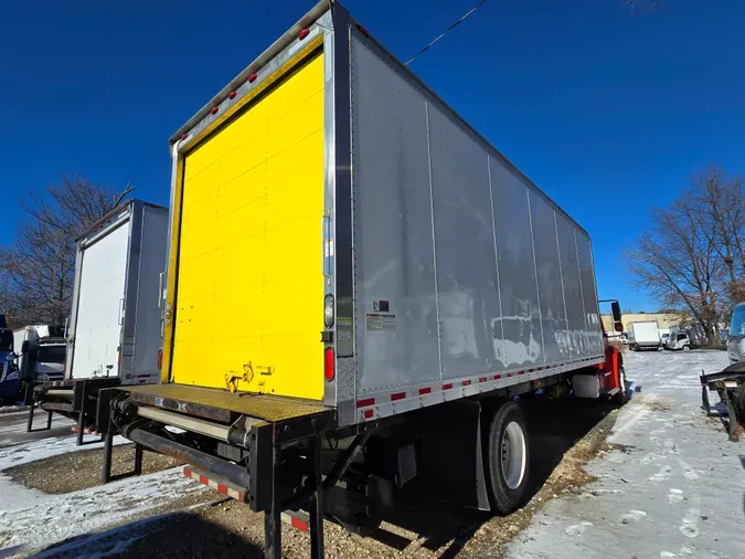 2018 FREIGHTLINER/MERCEDES M2 106