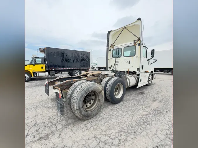 2019 FREIGHTLINER/MERCEDES NEW CASCADIA PX12664