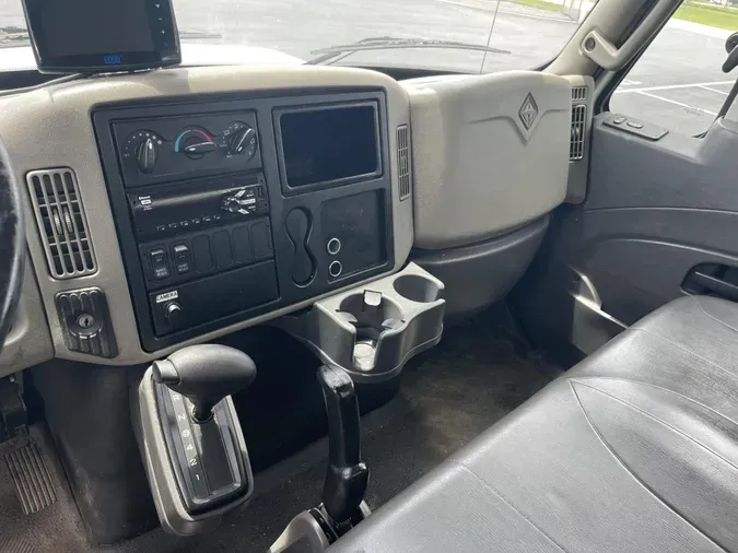 2018 International 4300 LP