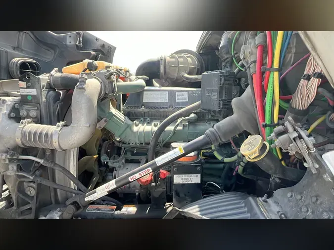 2020 Volvo VNR64T6404fec2a493ddfc5533d032ad2d104aa00