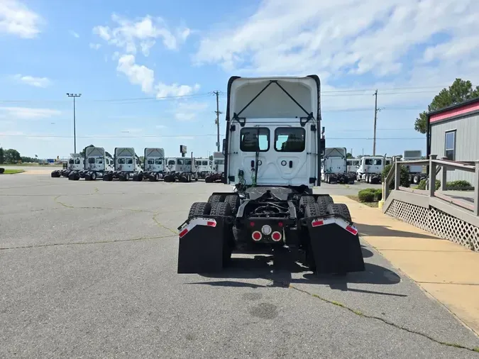 2023 FREIGHTLINER/MERCEDES CASCADIA PX11664ST4fee2cd584c054b45ee86a4c5e737eca
