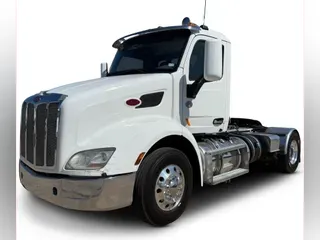 2017 Peterbilt 579