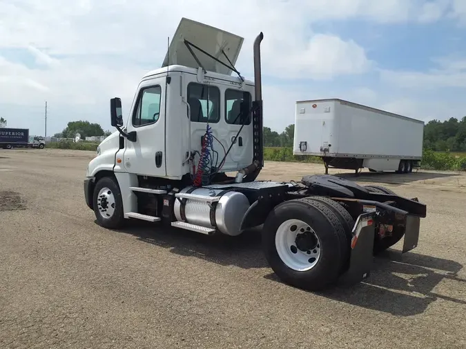 2018 FREIGHTLINER/MERCEDES CASCADIA 125