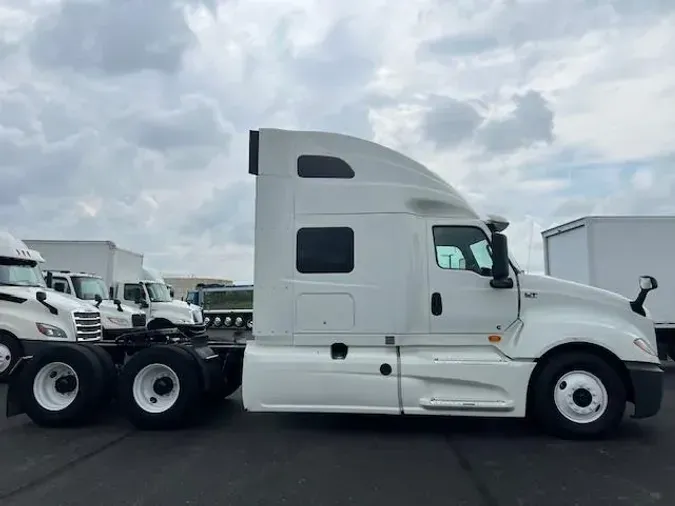 2020 International LT625