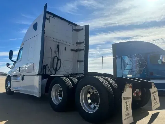 2019 Freightliner New Cascadia 126