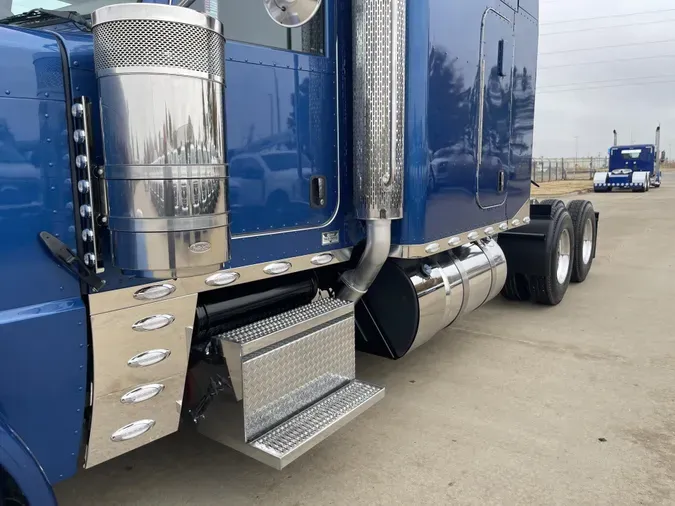 2023 Peterbilt 3894ff1b3dd4b631df8d2715cac83467e20