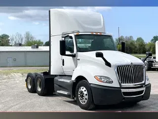 2021 INT LT625 6x4
