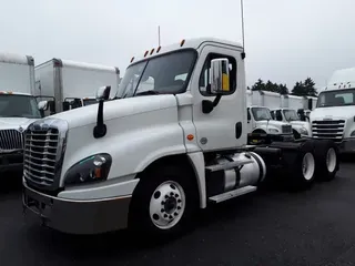 2020 FREIGHTLINER CASCADIA 125