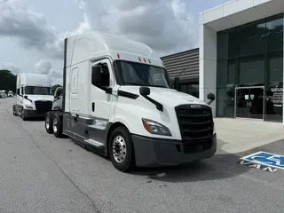 2020 Freightliner Cascadia 126