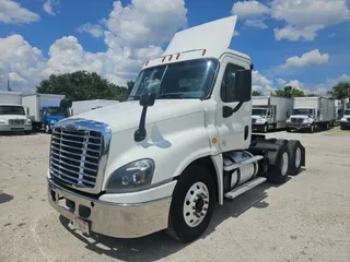 2019 FREIGHTLINER CASCADIA 125