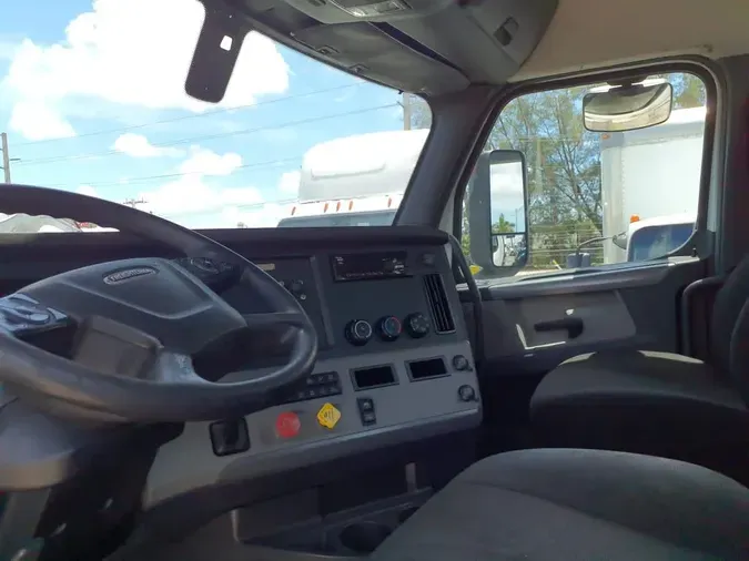 2020 FREIGHTLINER NEW CASCADIA 116