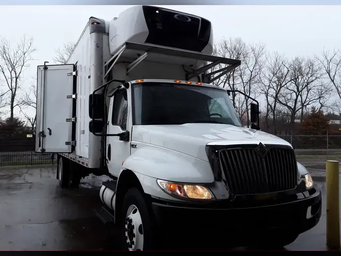 2020 NAVISTAR INTERNATIONAL MV607 (4X2)