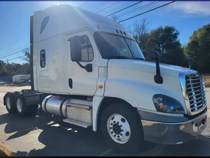 2020 FREIGHTLINER/MERCEDES CASCADIA 125