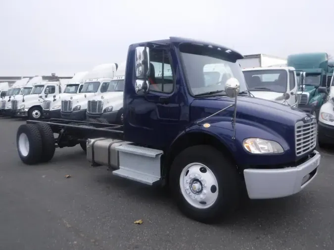 2018 FREIGHTLINER/MERCEDES M2 106