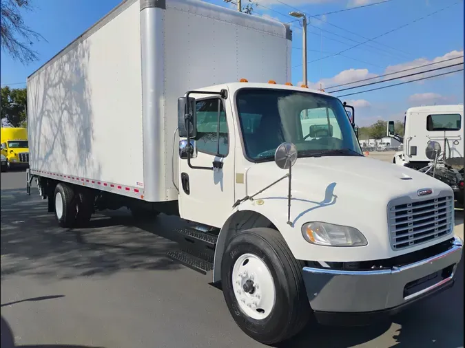2019 Freightliner Business Class M2 106