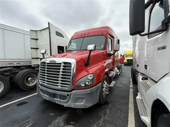 2017 FREIGHTLINER CASCADIA