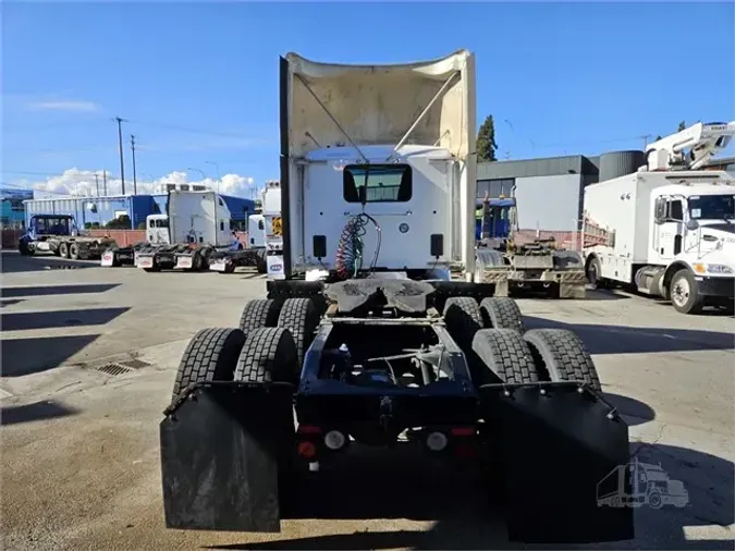 2017 PETERBILT 579