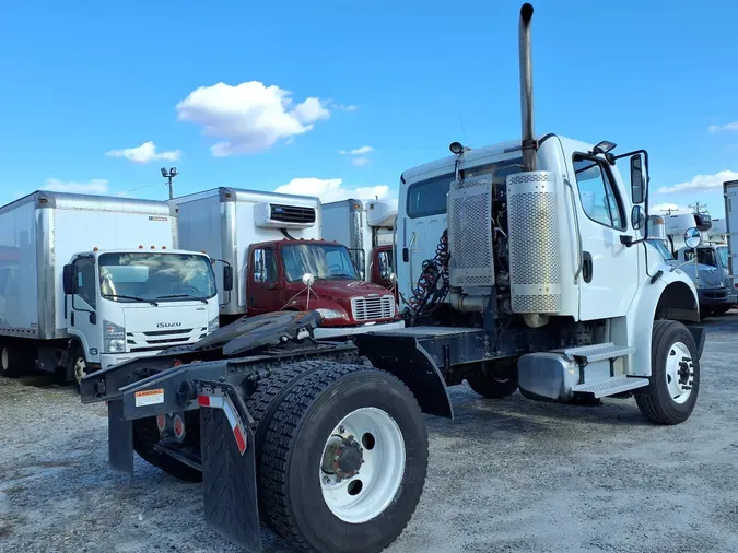 2017 FREIGHTLINER/MERCEDES M2 106