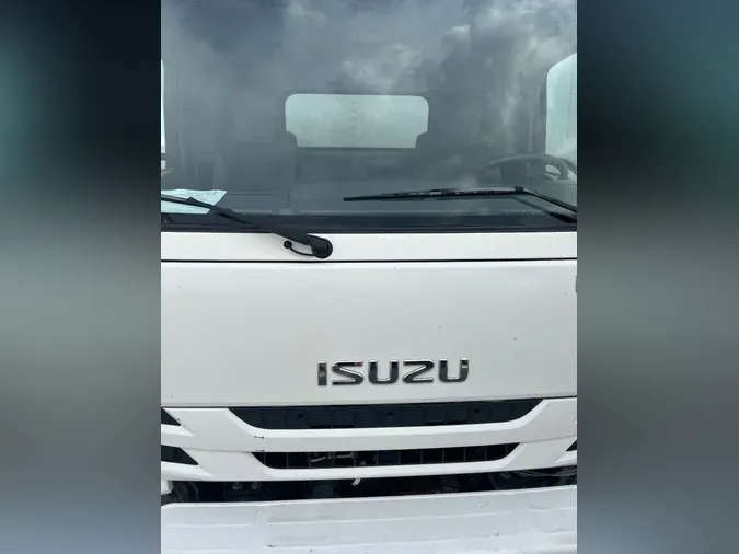 2018 ISUZU NPR