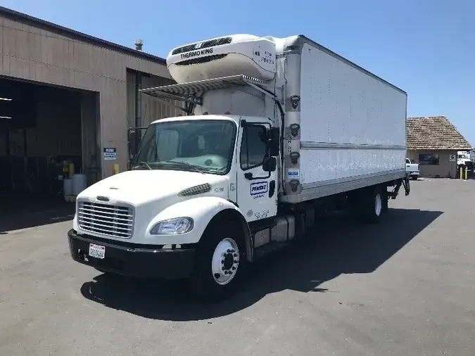 2016 Freightliner M2